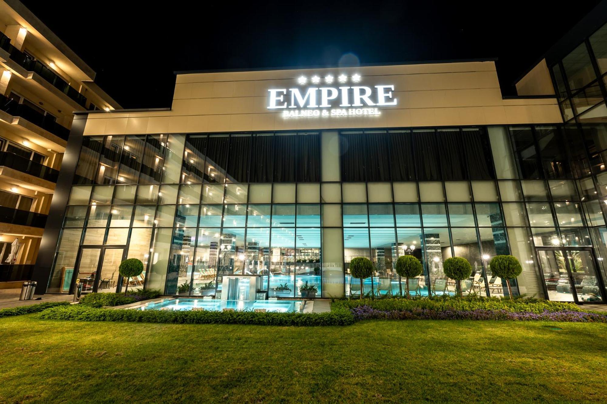 Empire Balneo & Spa Hotel Chissarja Exterior foto
