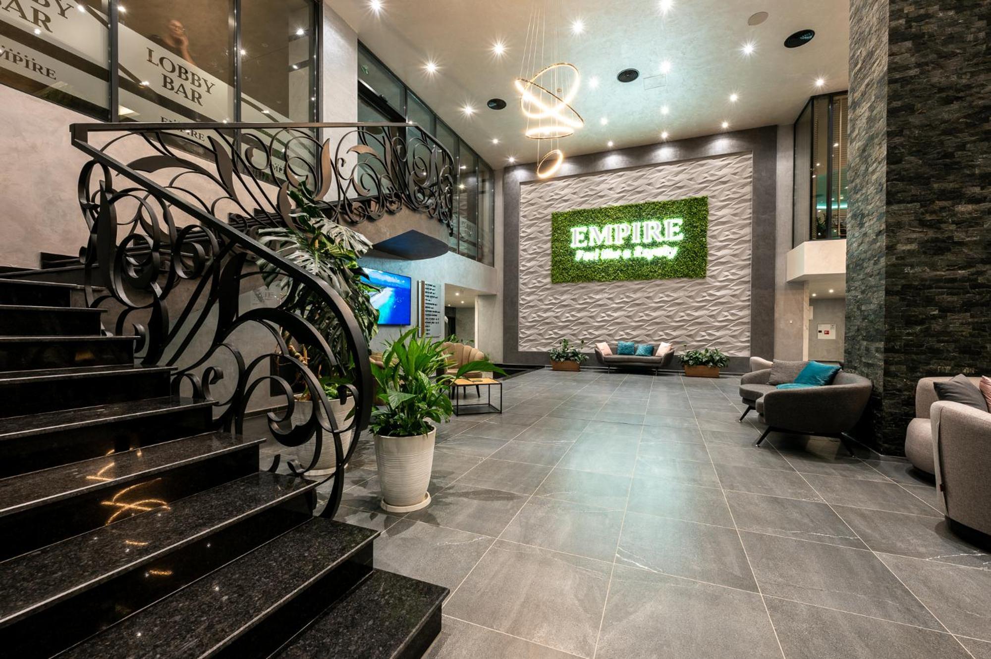 Empire Balneo & Spa Hotel Chissarja Exterior foto